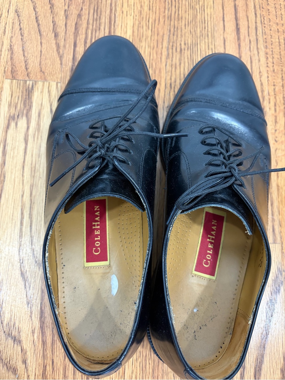 Cole Haan Bedford Cap-Toe Black Oxfords (10.5) - Picture 7 of 9